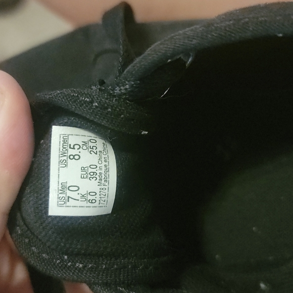 Vans - Picture 4 of 4